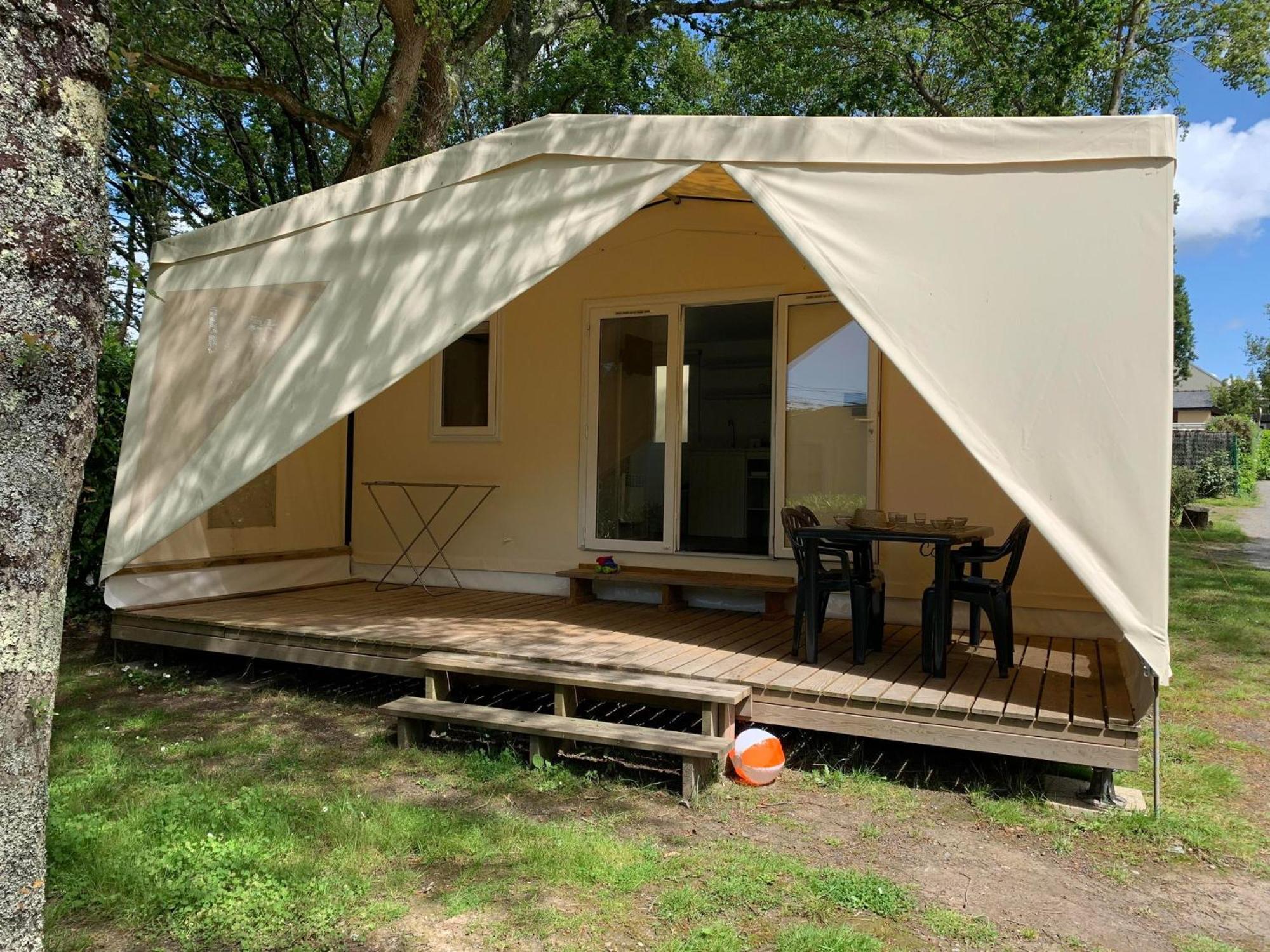 Camping De L'Etang Du Pays Blanc Guérande Exterior foto